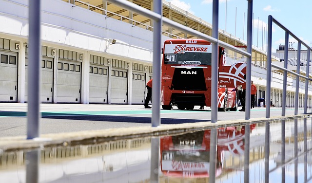 斯圖加特時 斯圖加特時